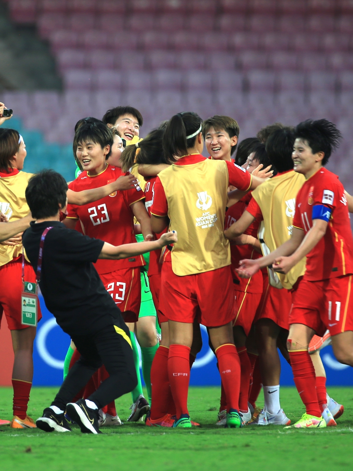 中国女足实力强劲，连续击败对手