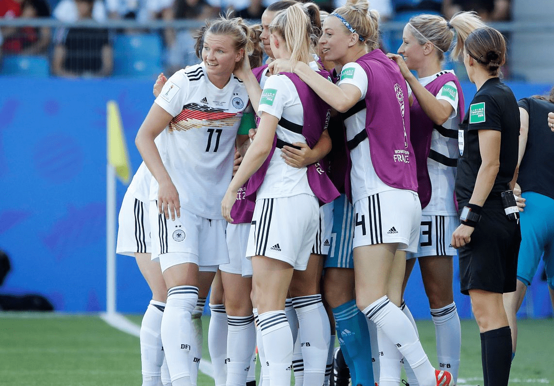 星空体育app下载-关于意大利女足备战：冲击国际赛场的信息