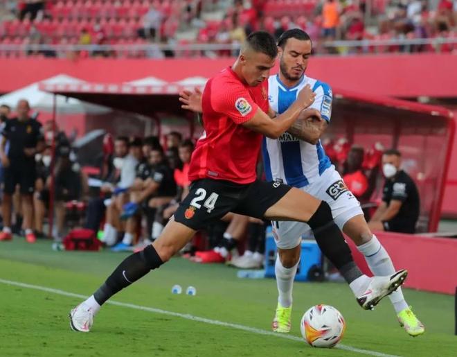 瓦伦西亚击败对手，积分榜上升